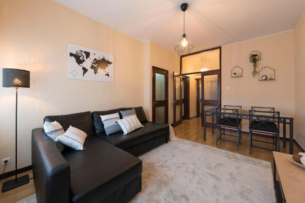 Lovelystay - Serralves Apartment With Free Parking OOporto Esterno foto