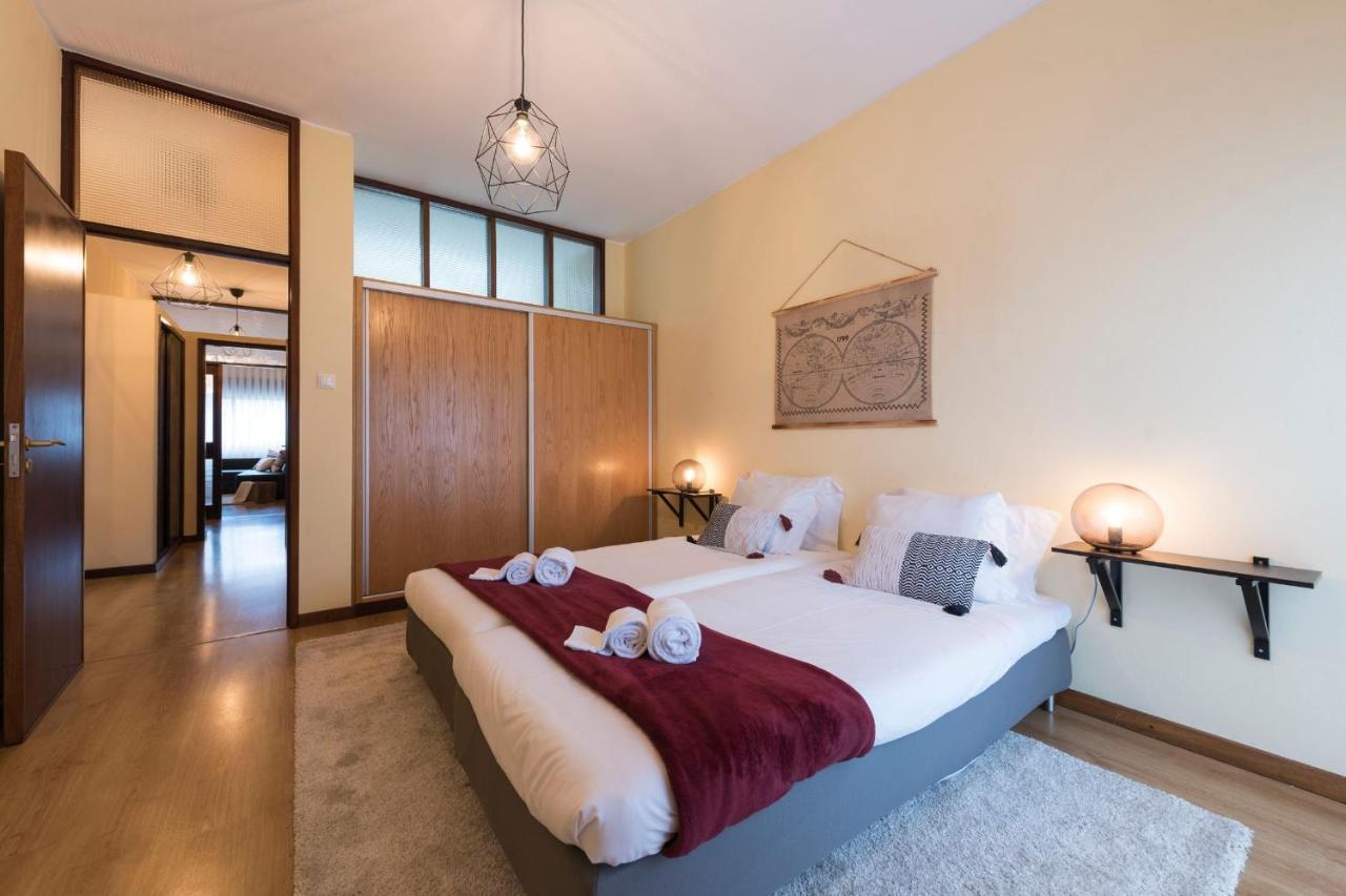 Lovelystay - Serralves Apartment With Free Parking OOporto Esterno foto