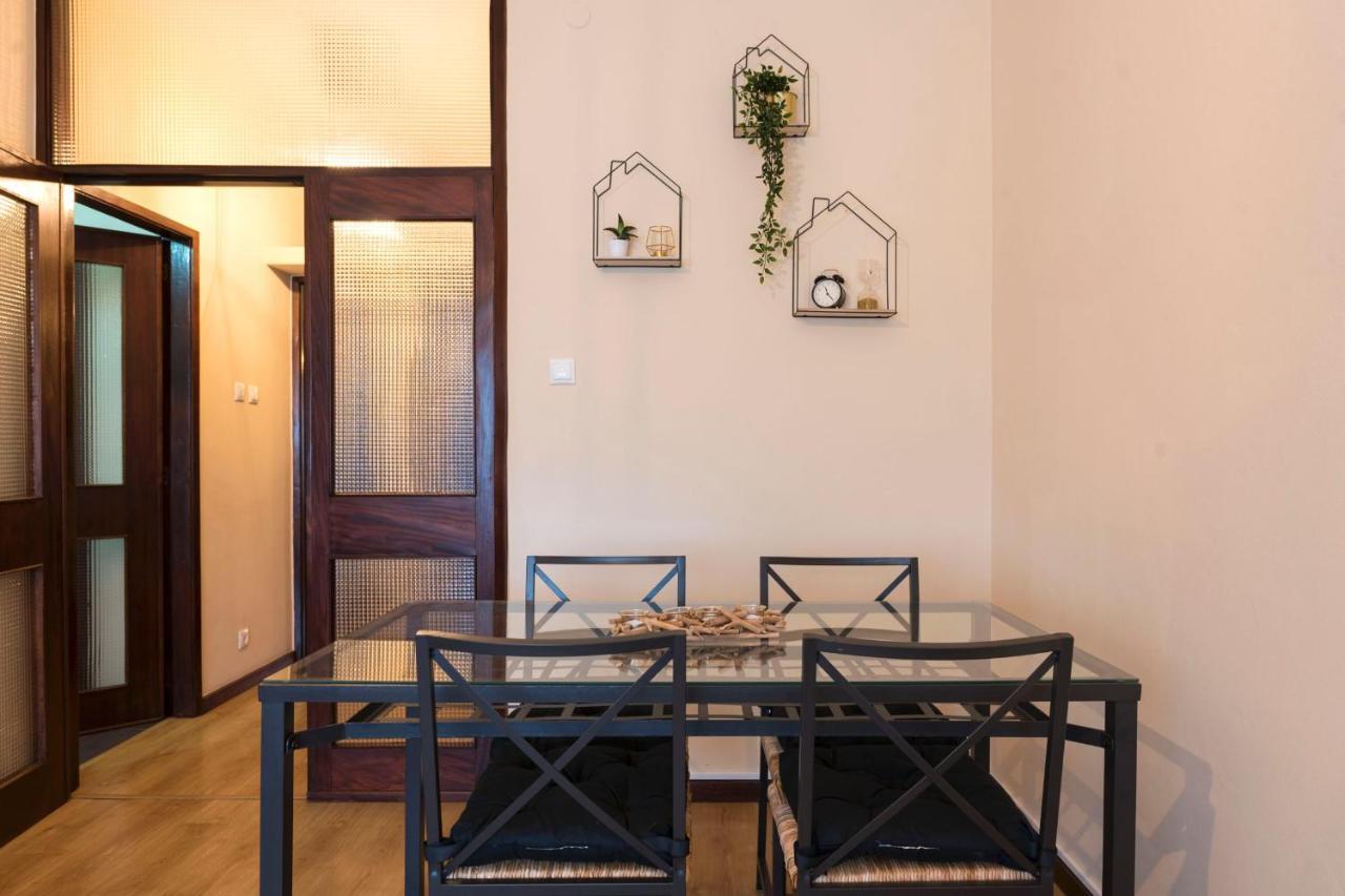 Lovelystay - Serralves Apartment With Free Parking OOporto Esterno foto